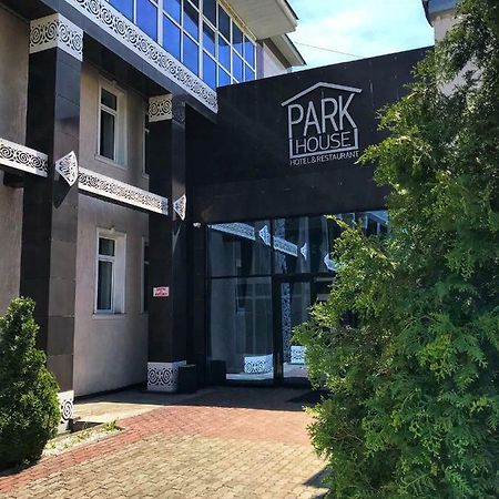 Park House Taldykorgan酒店 外观 照片